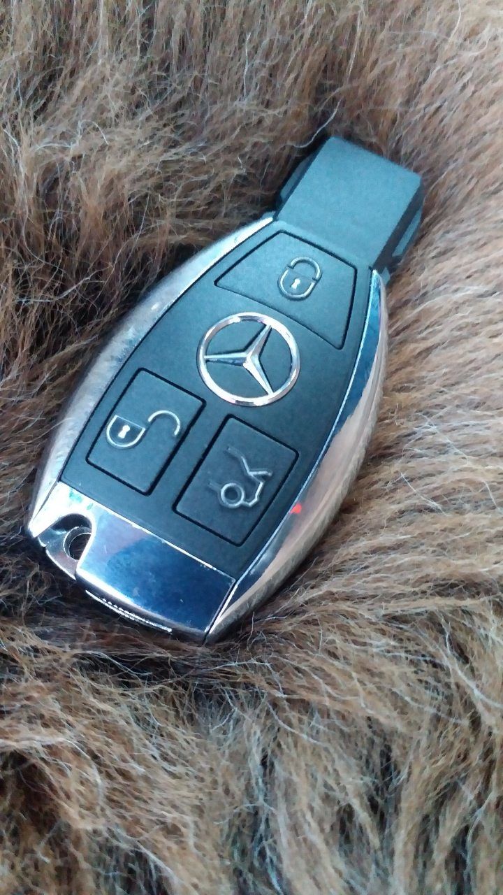 Изготовление ключей Mercedes.programare/copiere chei Mercedes Benz orice  model !!!