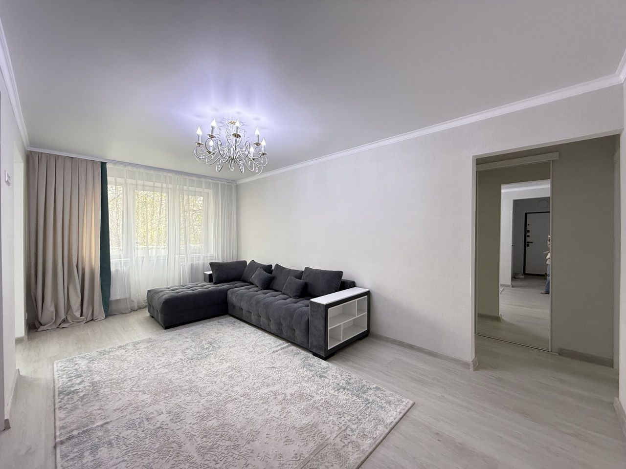 Apartament cu 3 camere,  9 cartier,  Bălți,  Bălți mun. foto 0