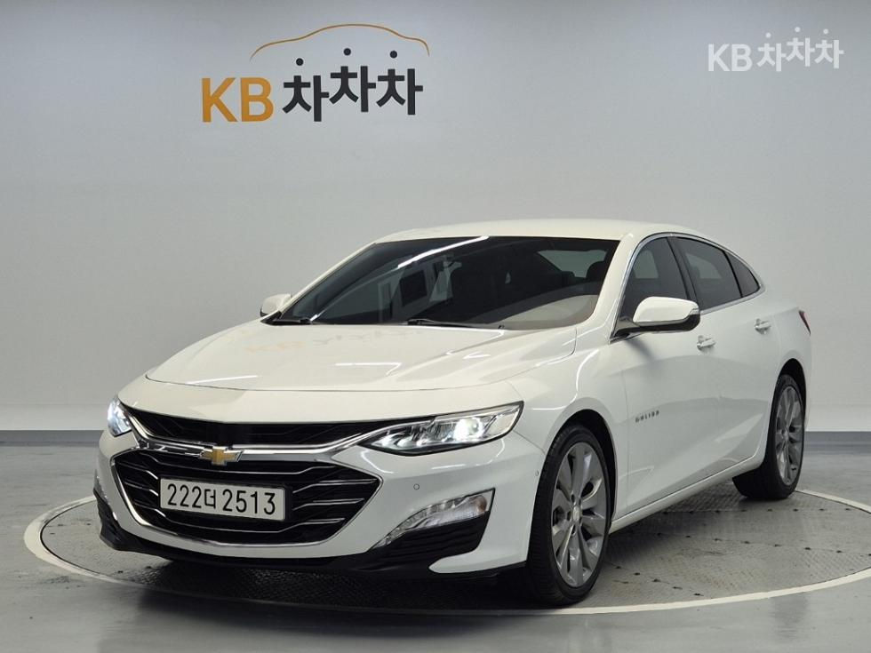 Chevrolet Malibu фото 0