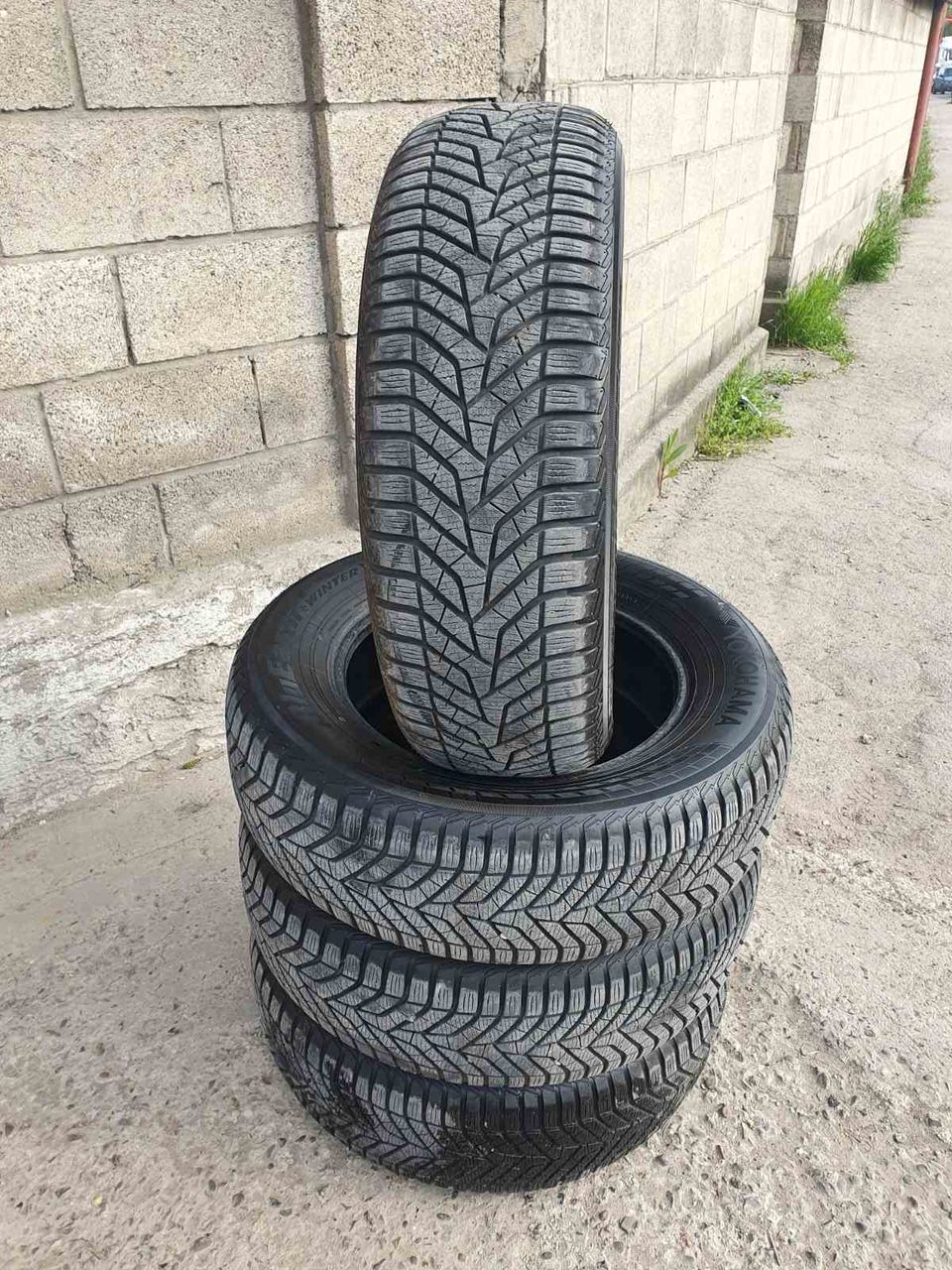 Yokohama Bluearth 225 65 R17 (4 buc)