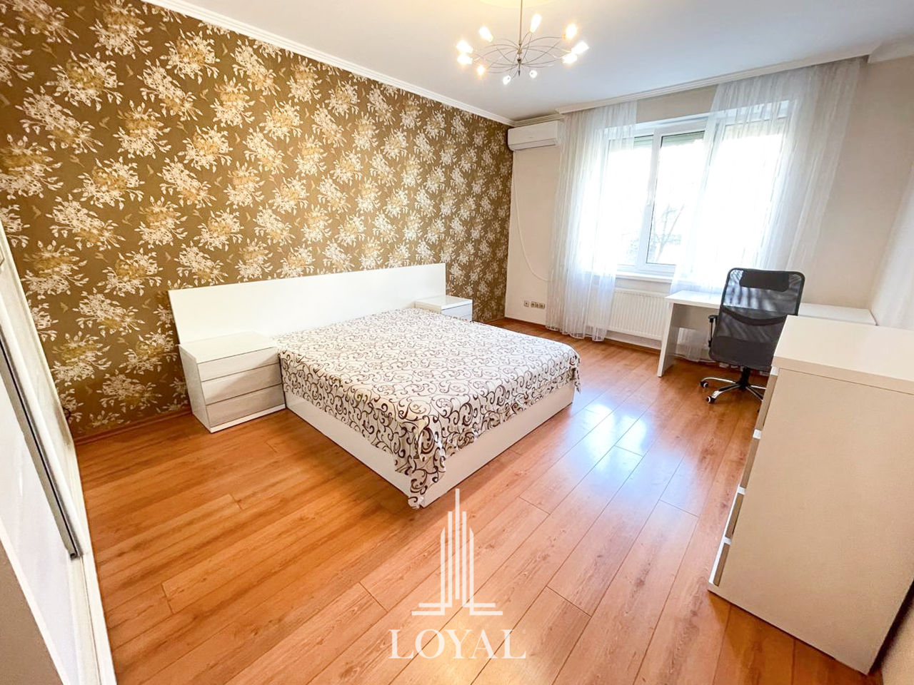 Apartament cu 3 camere, 135 m², Centru, Chișinău foto 10