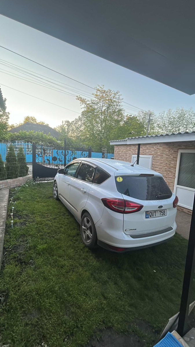 Ford C-Max 2016 г. с пробегом 165000 км, Дизель, 9000 €