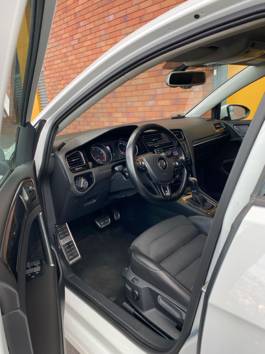 Volkswagen Golf foto 5