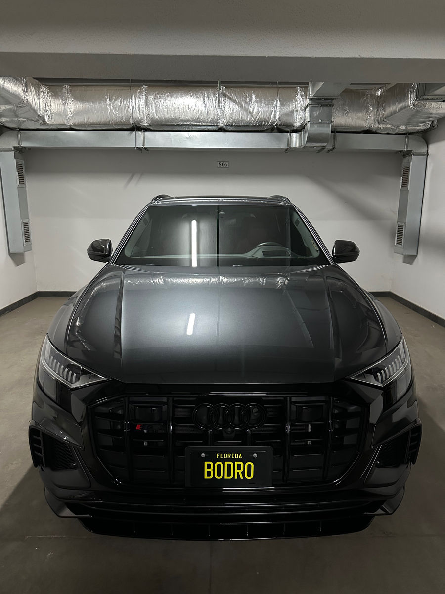 Audi RS Q8 foto 5