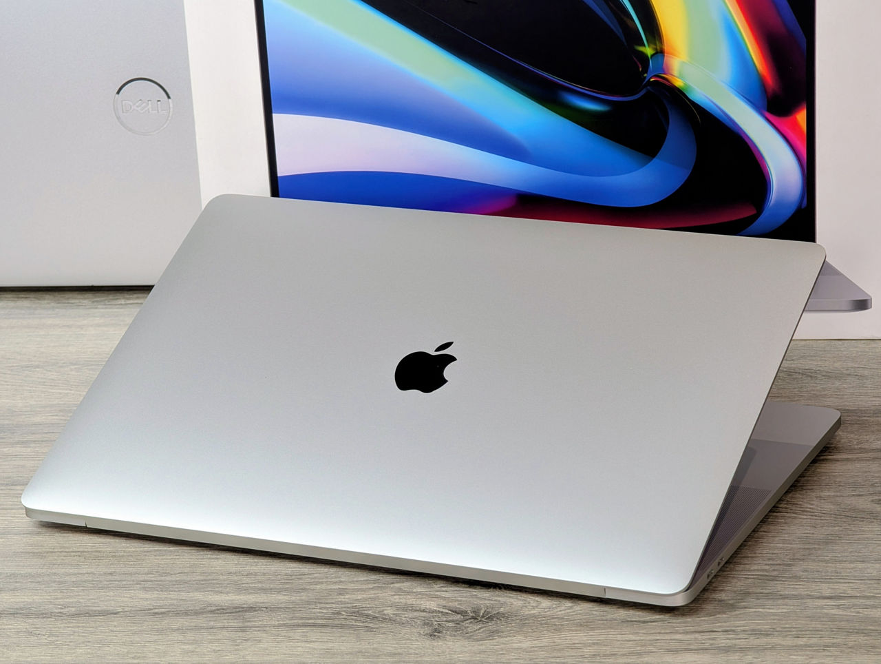 MacBook本体 MacBook Pro16 Corei9 32GB 1TB Radeon Pro Apple MacBook Pro 16