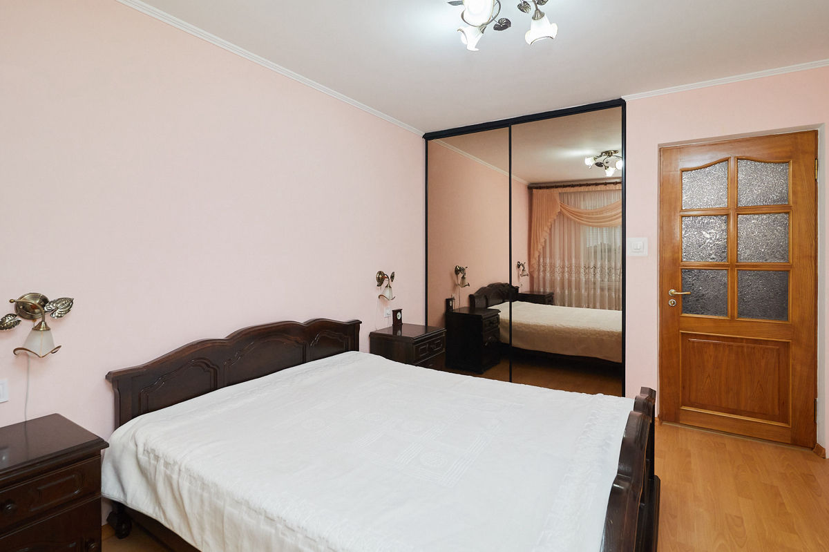 Apartament cu 5 camere sau mai multe, 155 m², Centru, Chișinău foto 5