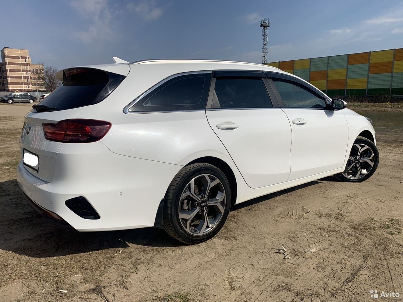 KIA Ceed фото 2