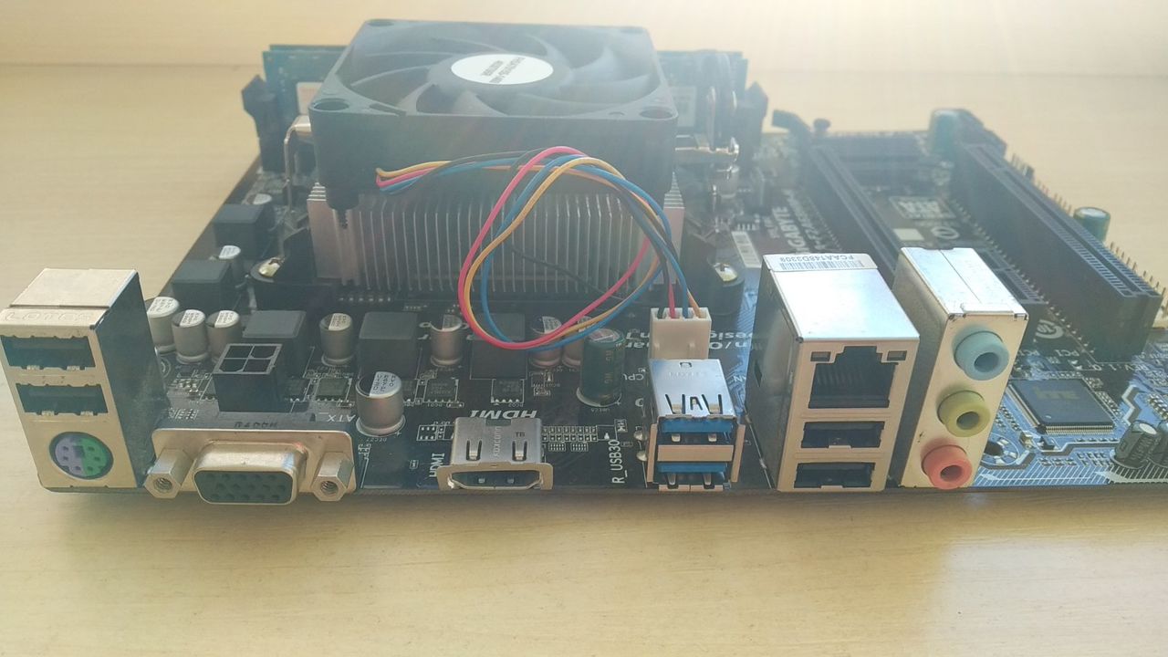 AMD Socket FM2+, GA-F2A68HM-H (rev. 1.0)
