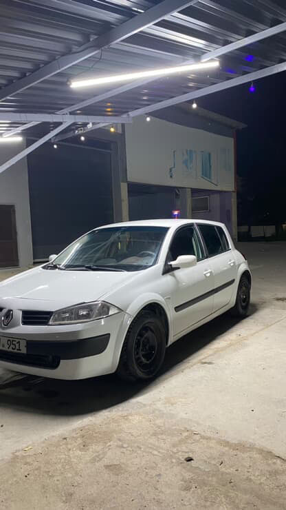 Renault Megane фото 1