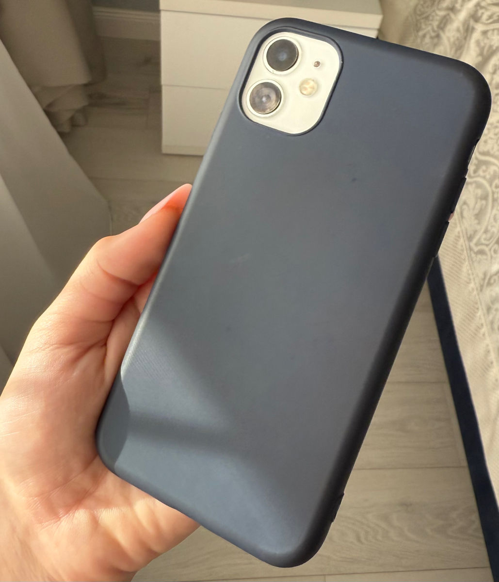 iPhone 11 in stare buna! фото 2