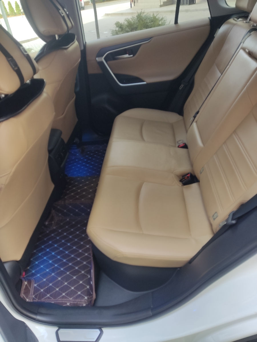 Toyota Rav 4 фото 5