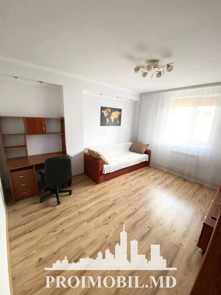 Apartament cu 2 camere, 65 m², Centru, Chișinău foto 3