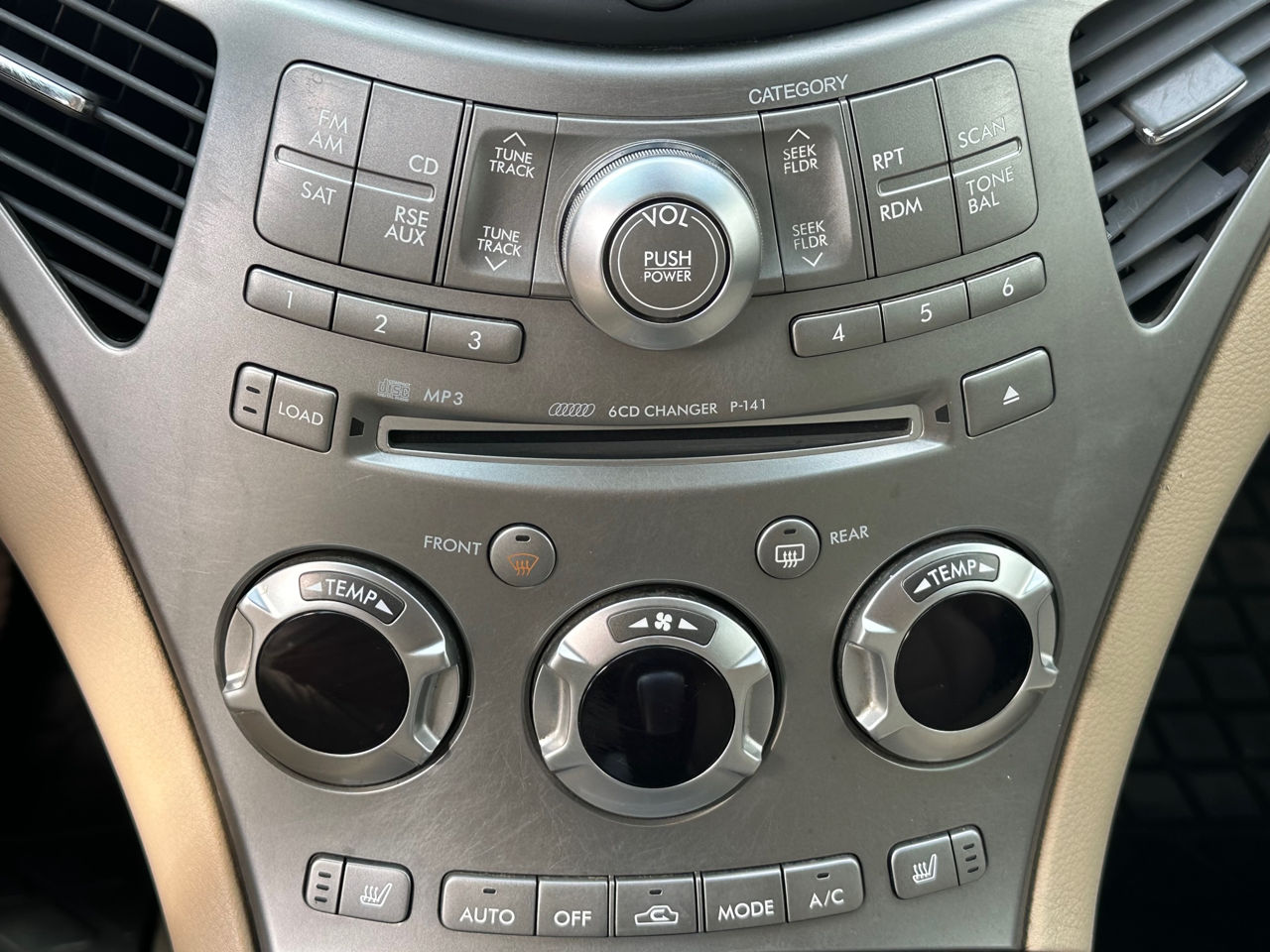 Subaru Tribeca foto 12