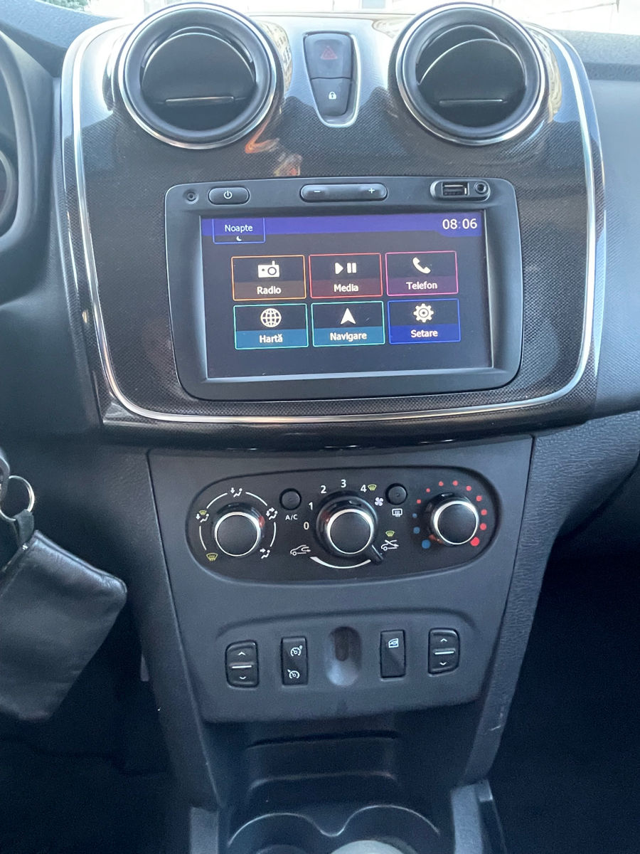 Dacia Logan foto 3