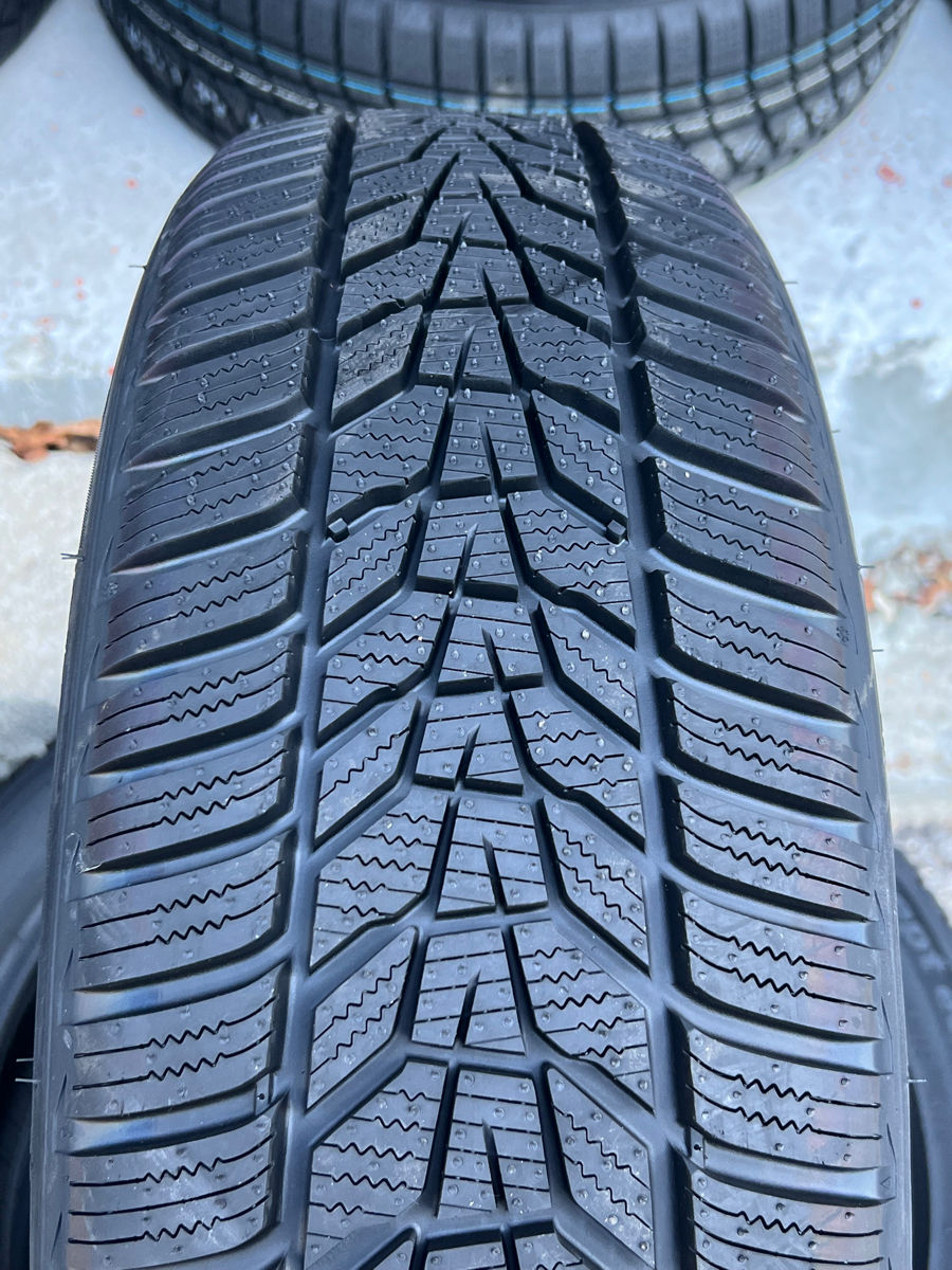 195/55 R20 Hankook Icept Evo3/ Доставка, livrare toata Moldova foto 2