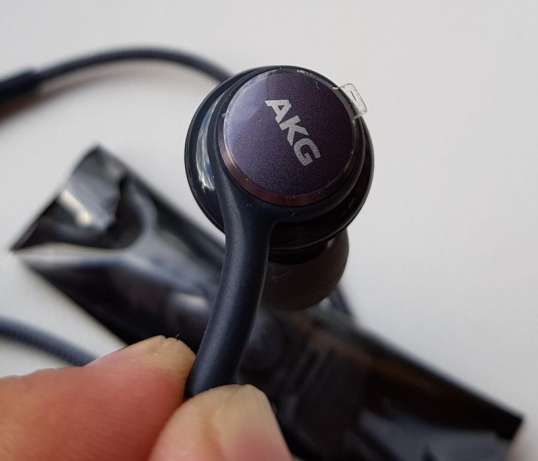 Наушники AKG для Samsung S8, S8+, 249 лей фото 3