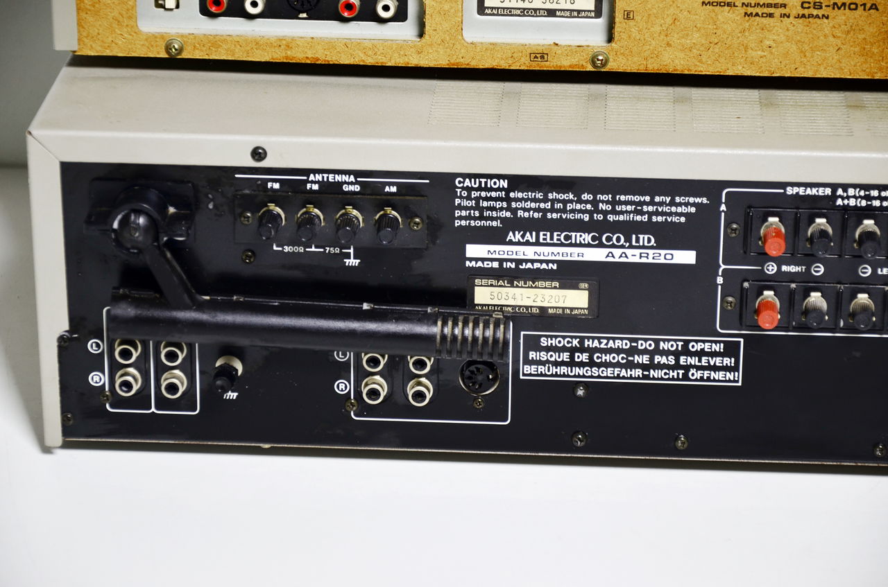 AKAI Stereo receiver AA-R20 & AKAI Stereo Deck CS M01A фото 8
