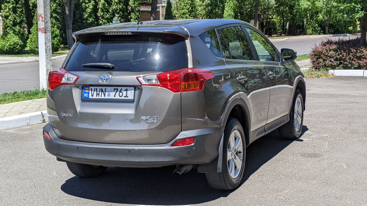 Toyota Rav 4 фото 5