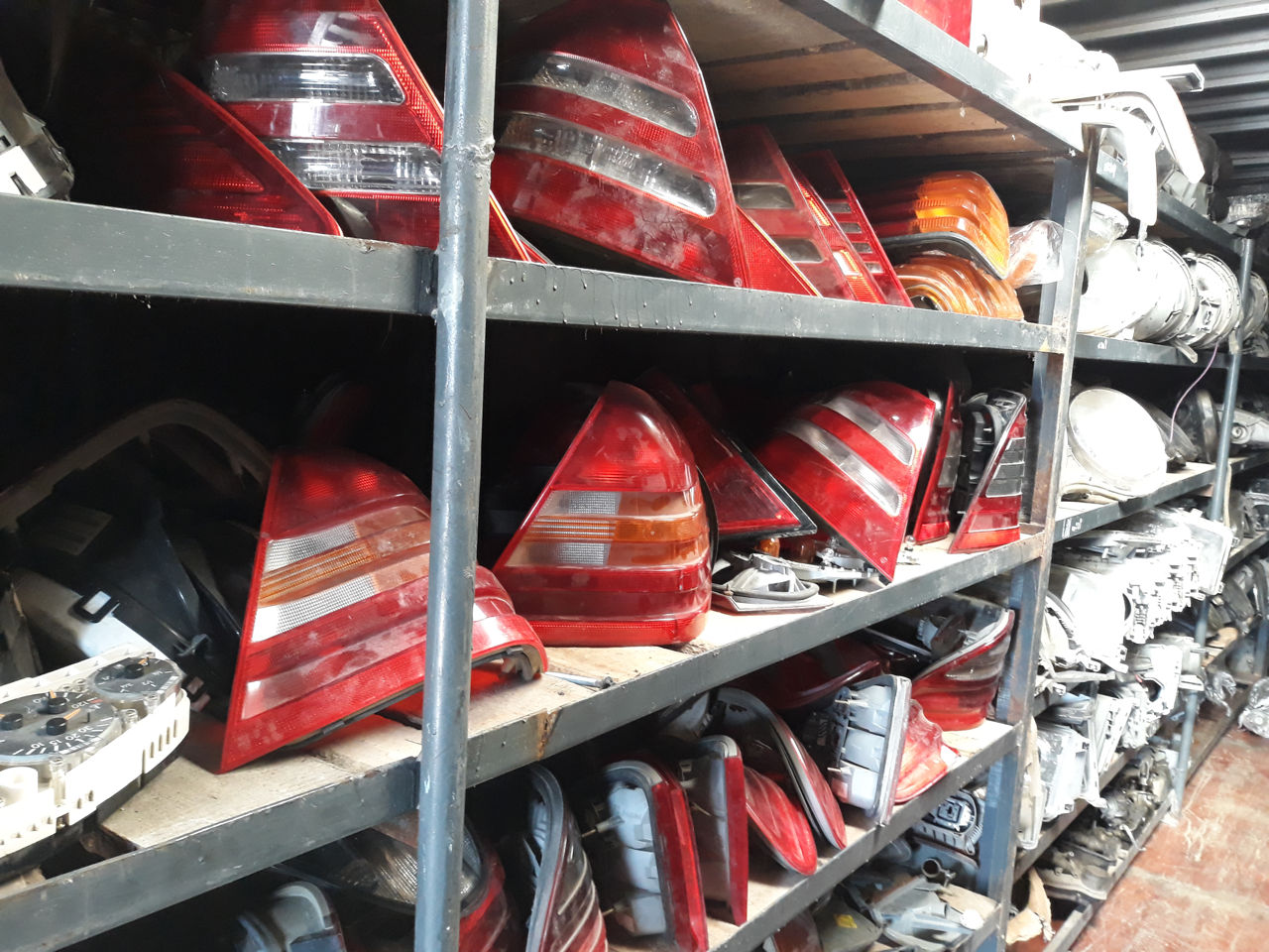 Mercedes Разборка запчасти, Piese auto W124, W126, W 190, W 140, W220... foto 5