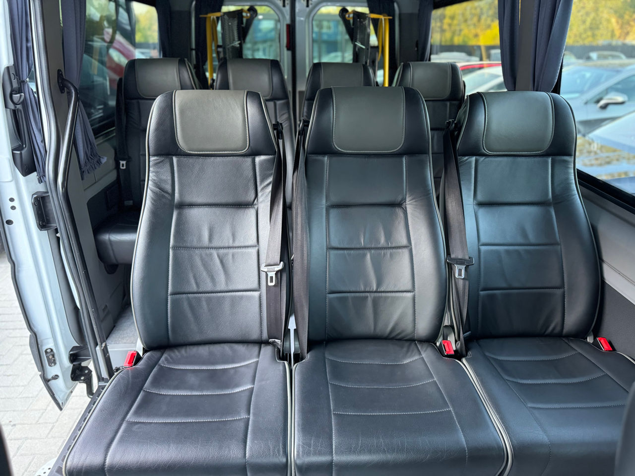 Mercedes Sprinter 9 locuri foto 14