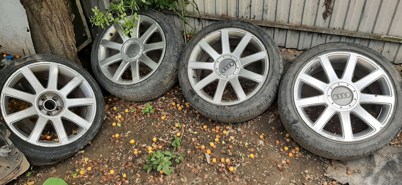 Audi TT N8 1.8T,cutiea 6 trepte 4x4,şi tot sistemul 4x4.optica,banperuri,2 aripi sunt foto 9