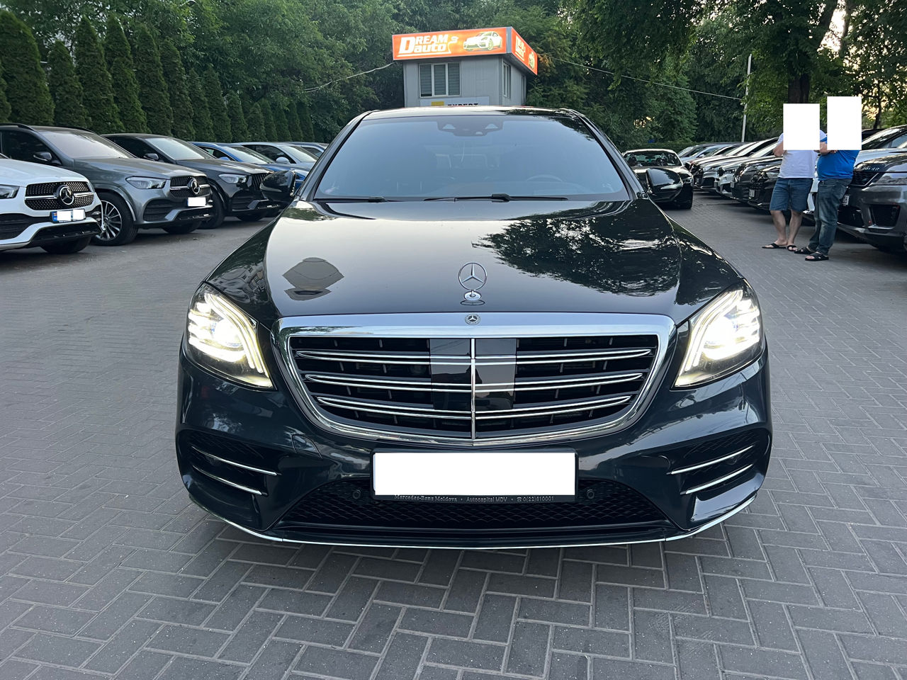 Mercedes S-Class foto 0