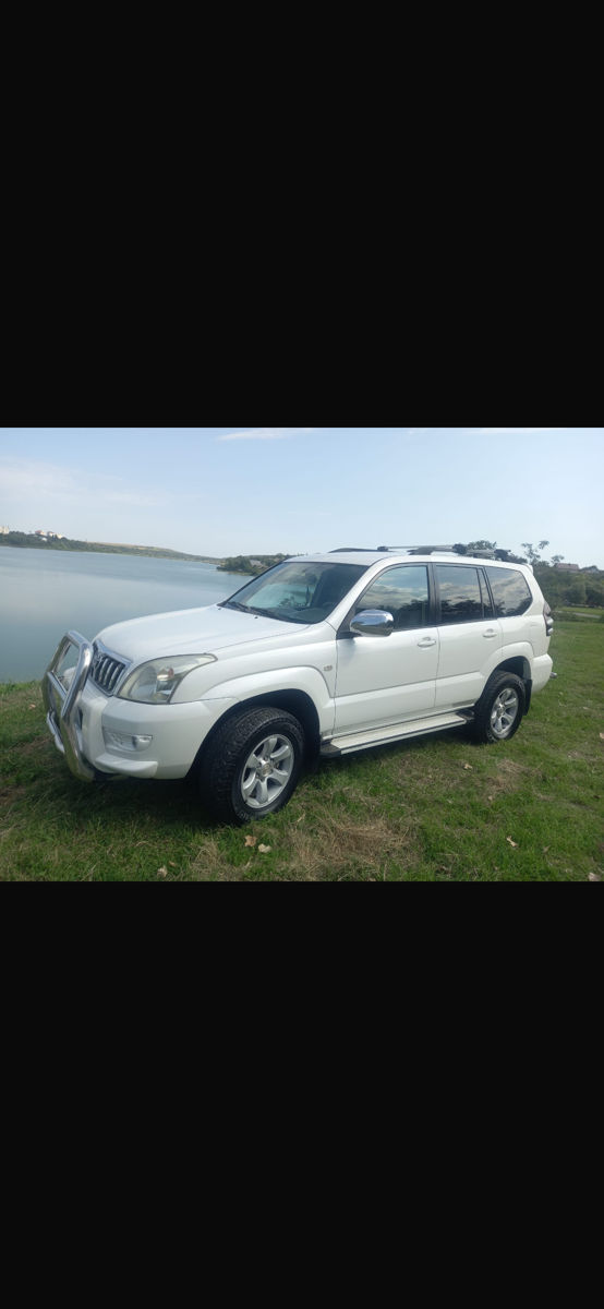 Toyota Land Cruiser Prado foto 1