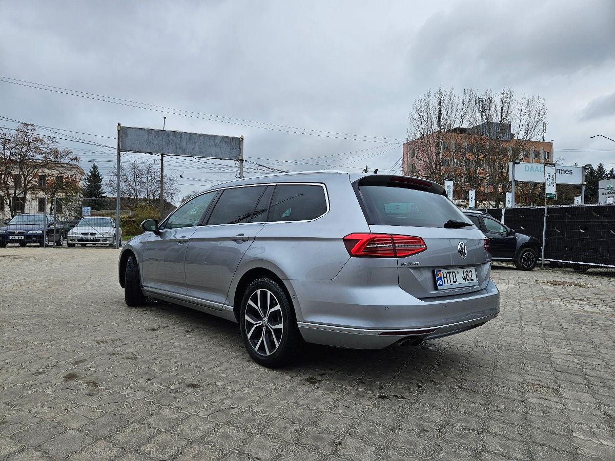 Volkswagen Passat foto 3