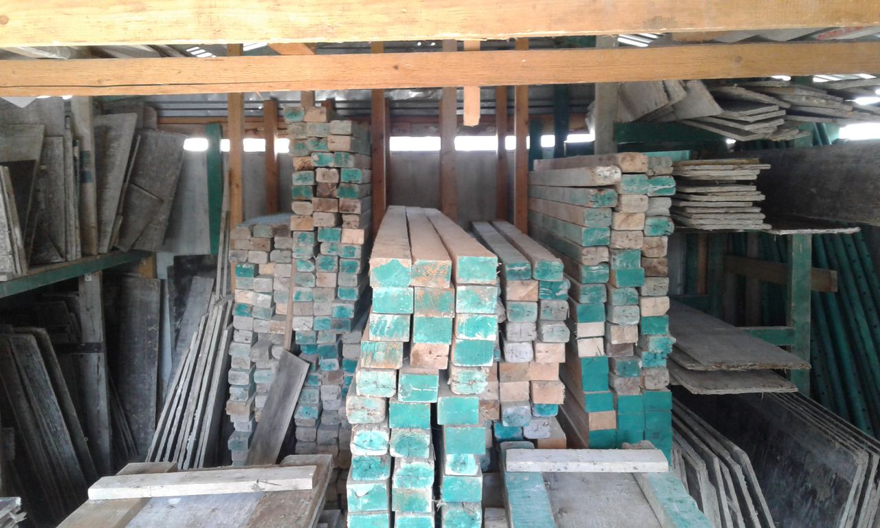 Аренда недорог колонны стойки от (1,2 м до 5 м) , фанера, брус, вибратор 220 бесплатно. нал и  переч фото 2