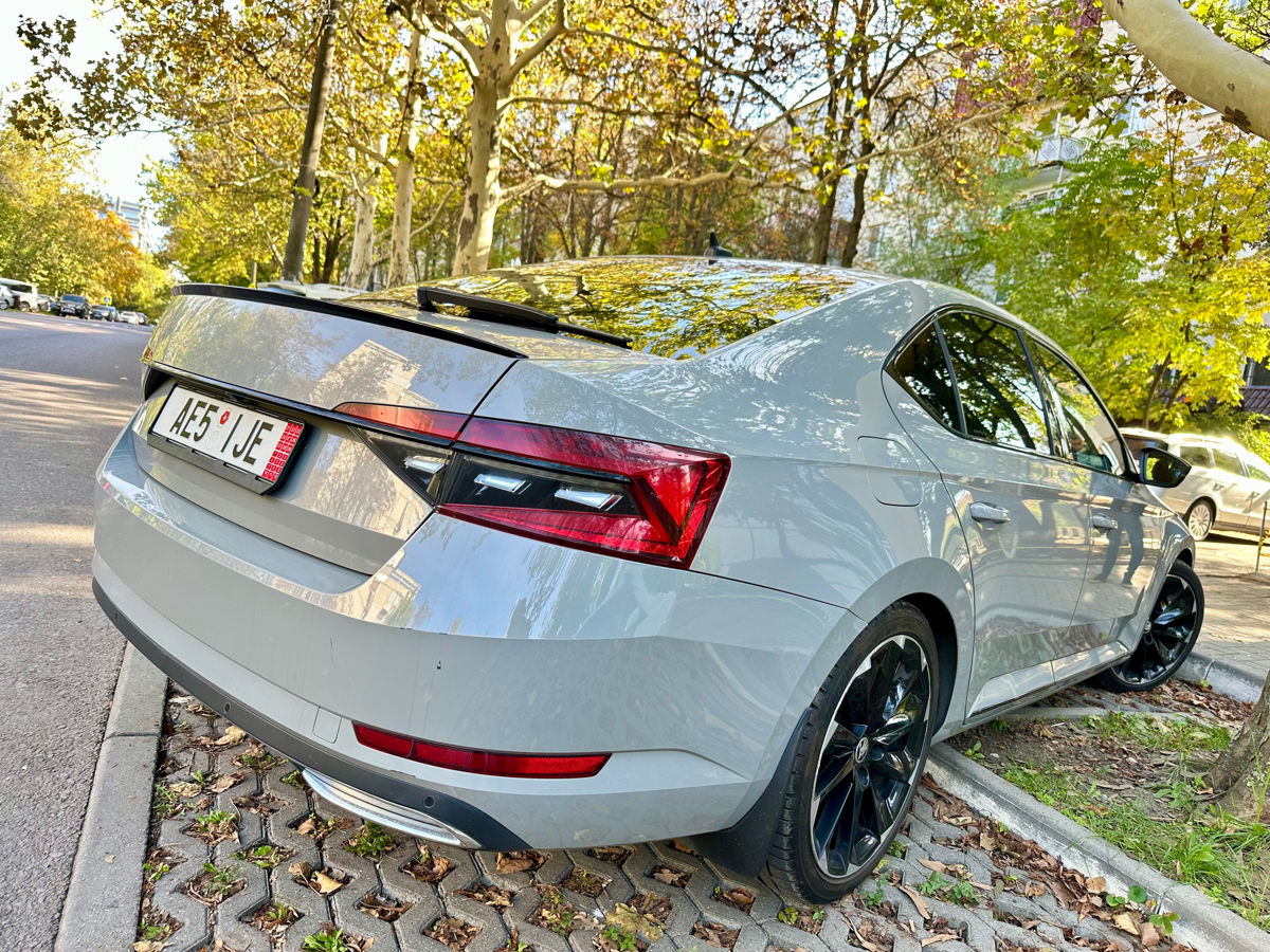 Skoda Superb foto 6