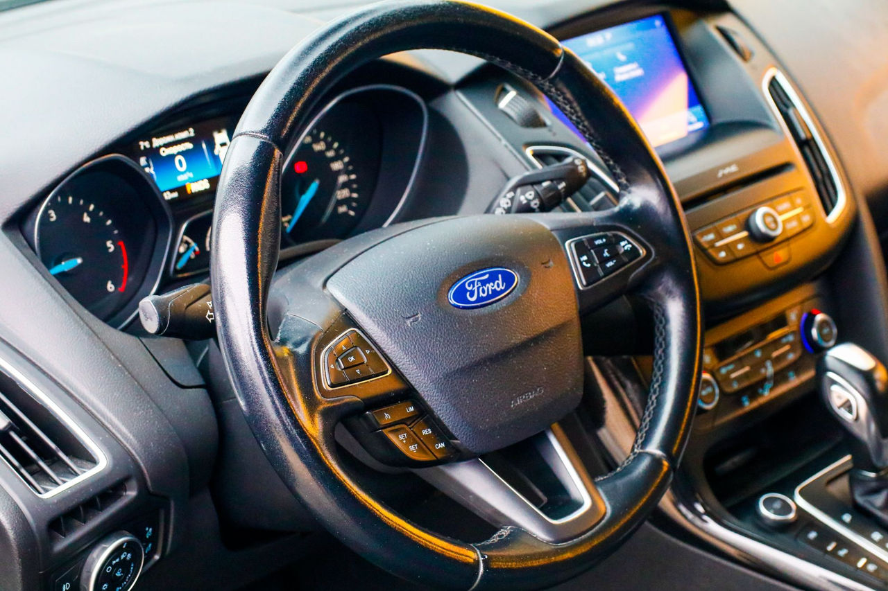 Ford Focus foto 5