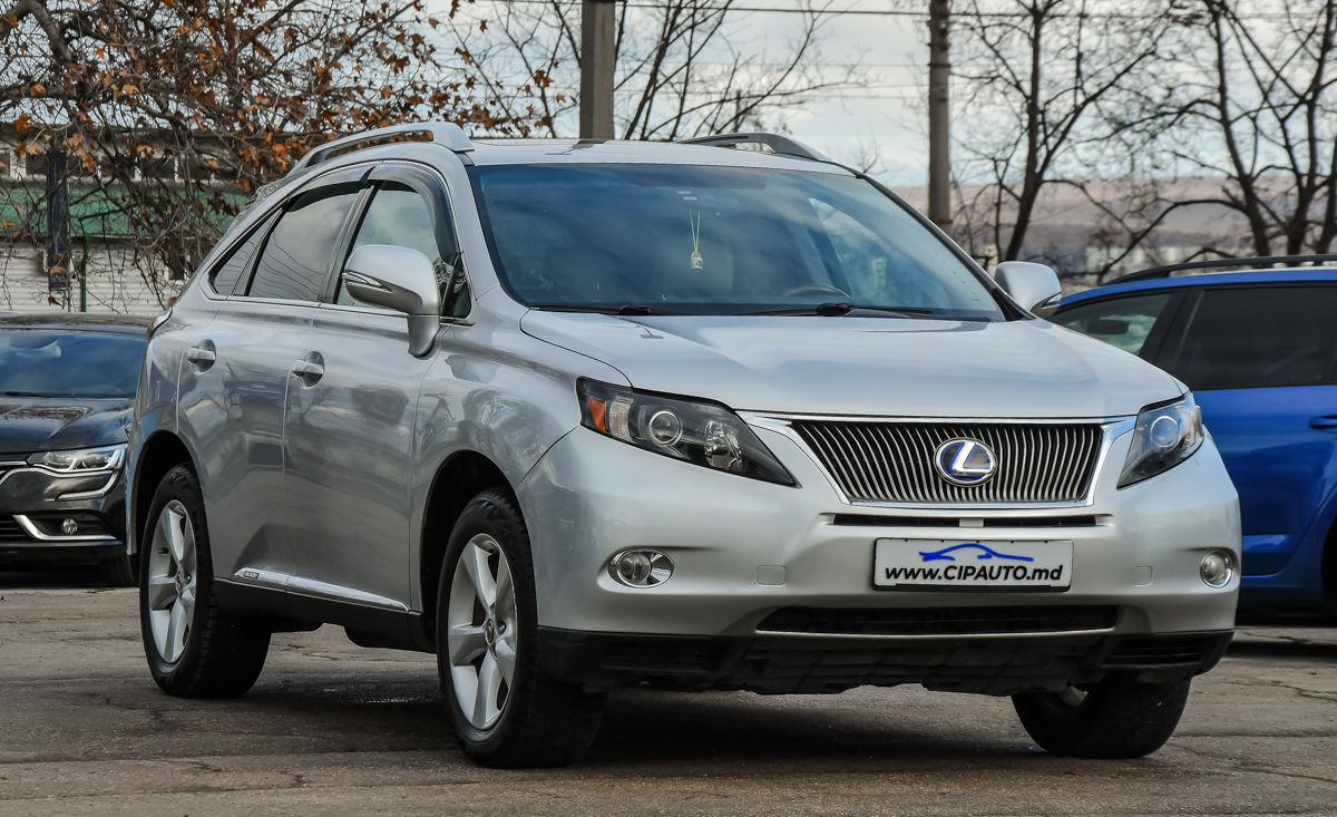 Lexus RX Series фото 1