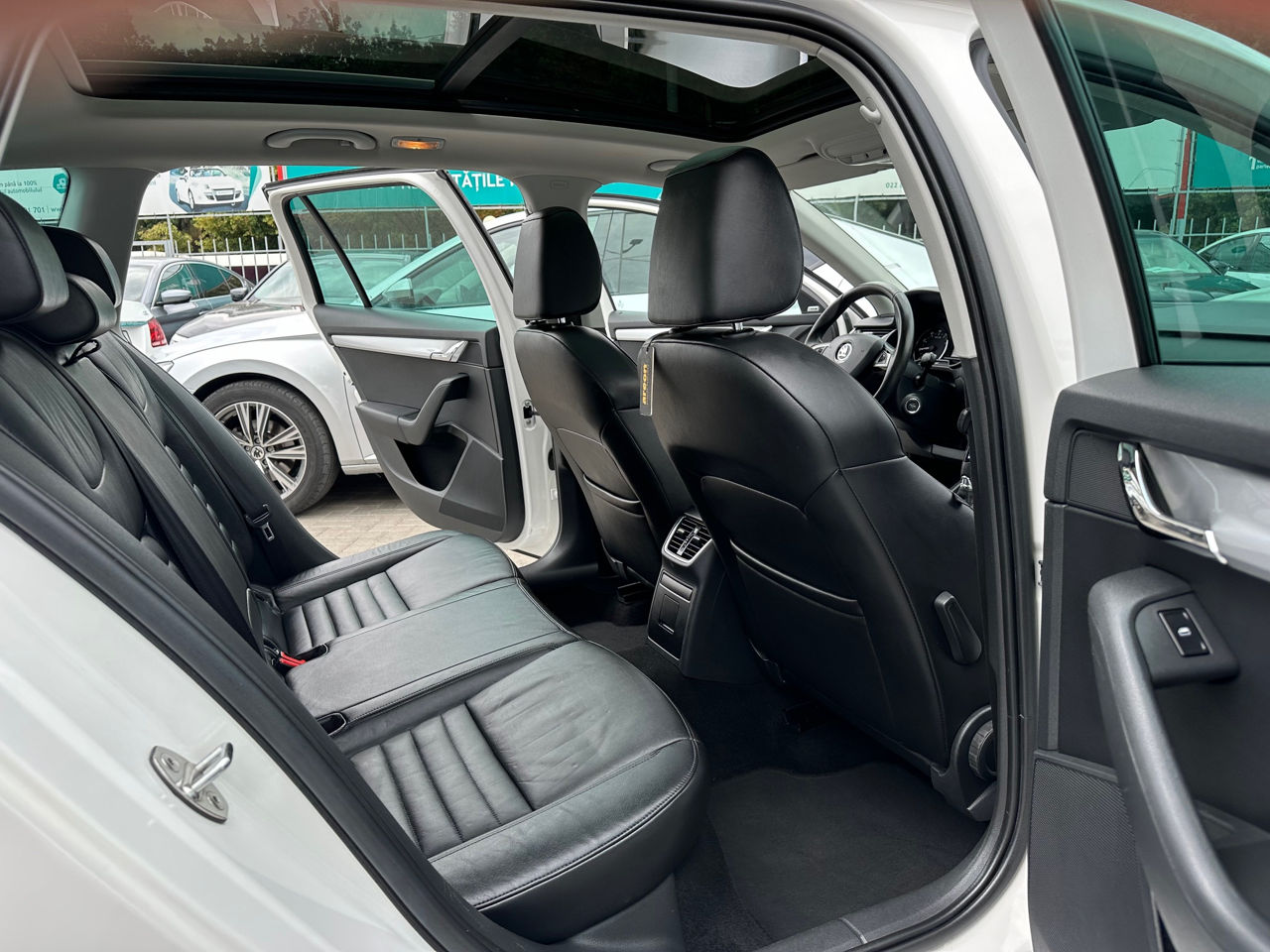 Skoda Octavia foto 15