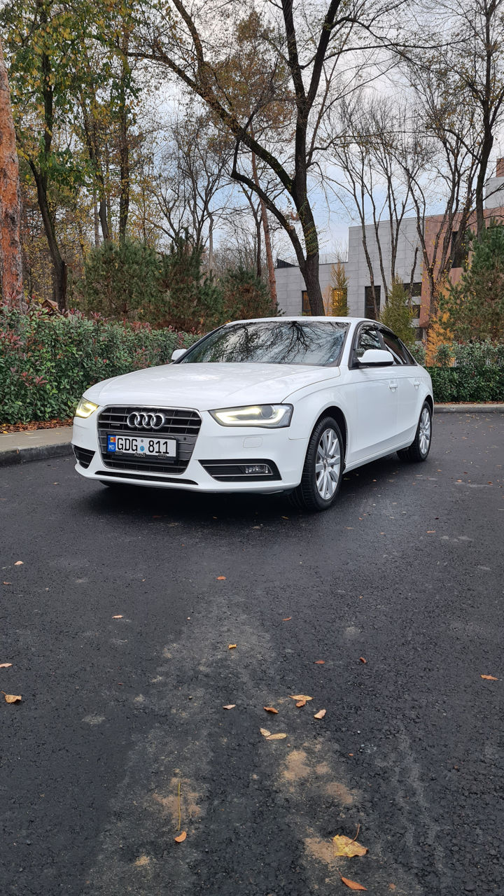 Audi A4 фото 3