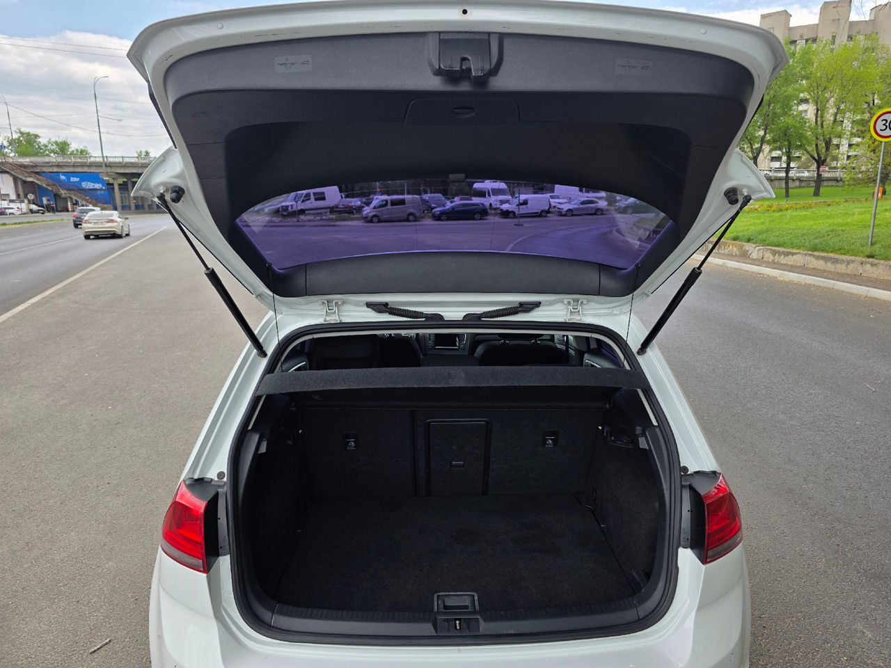 Volkswagen Golf foto 8