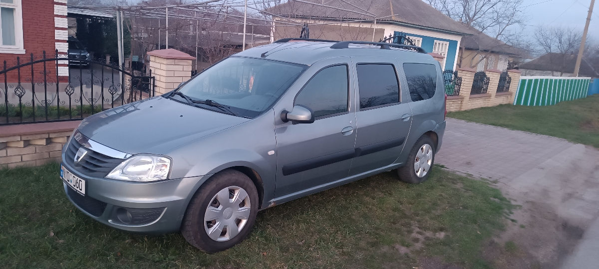 Dacia Logan foto 2