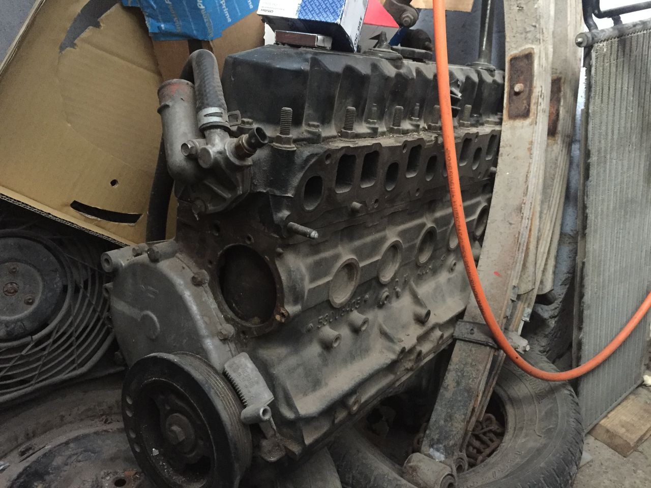 Двигатель amc 242