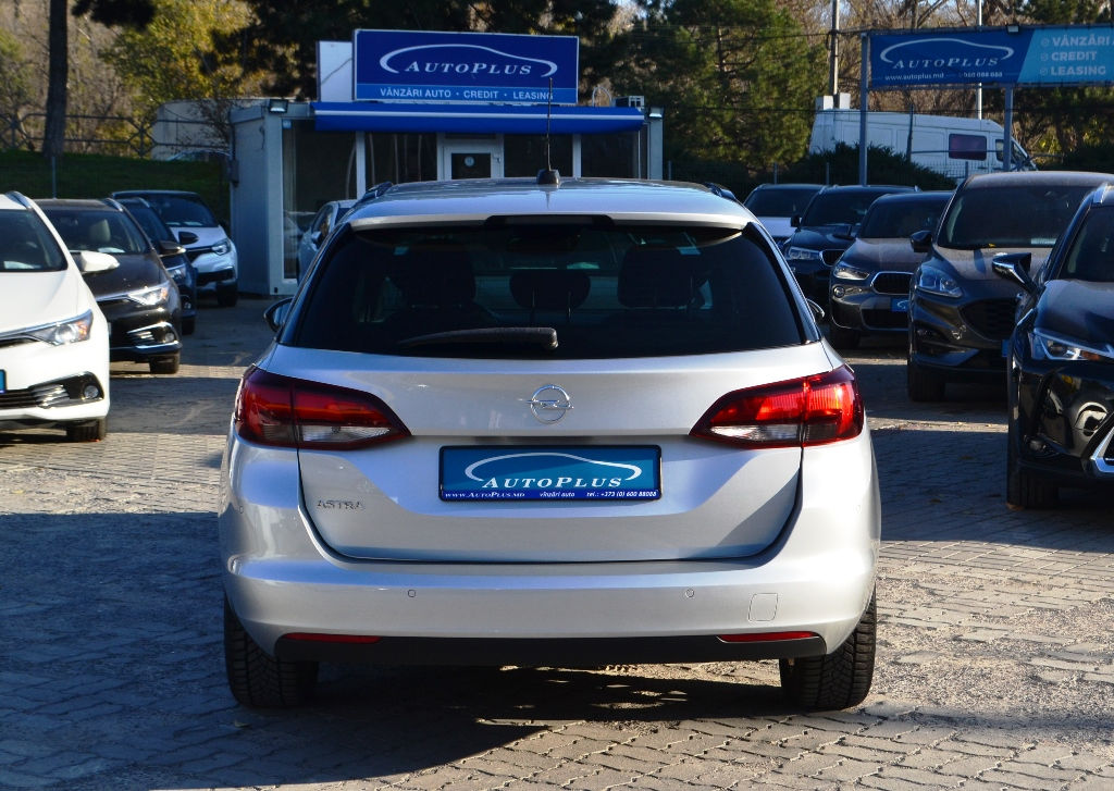 Opel Astra фото 13