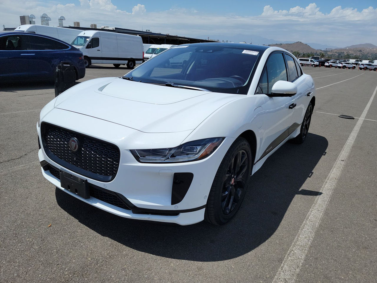 Jaguar i pace фото