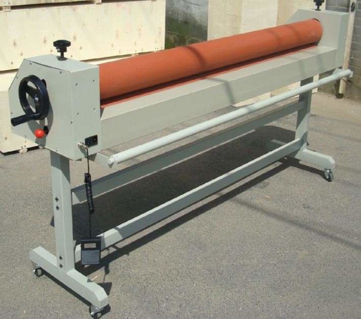 Рулонный широкоформатный ламинатор  laminator ламинирование плнкой ламинация oracal фото 1