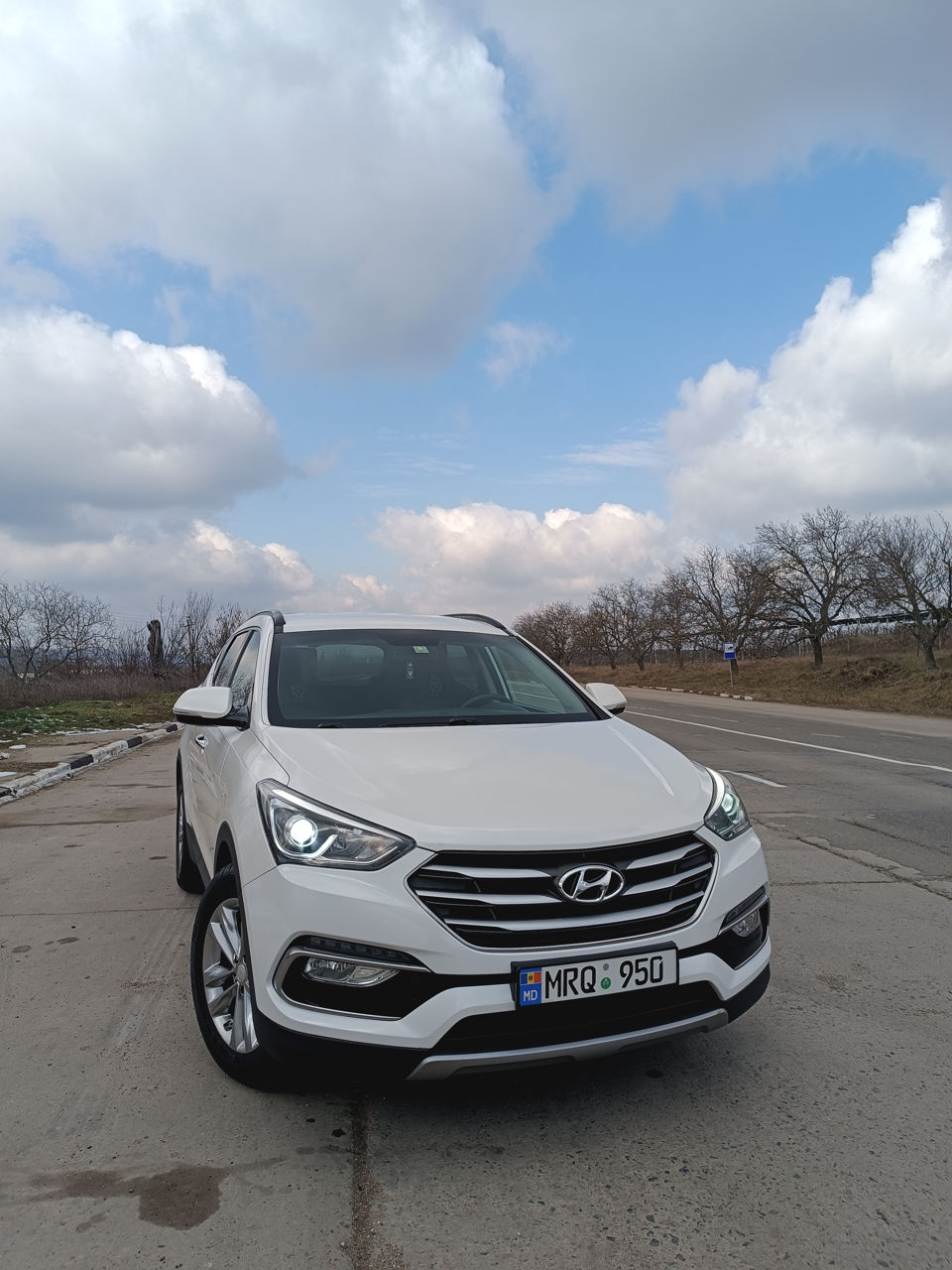 Hyundai Santa FE foto 0