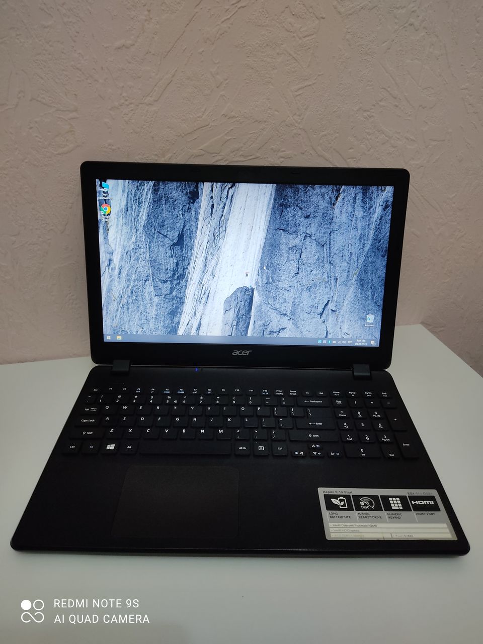 Acer Aspire E15 / Intel Celeron N2840 / RAM 4 Gb / HDD 500 Gb / Intel HD  Graphics / 15.6