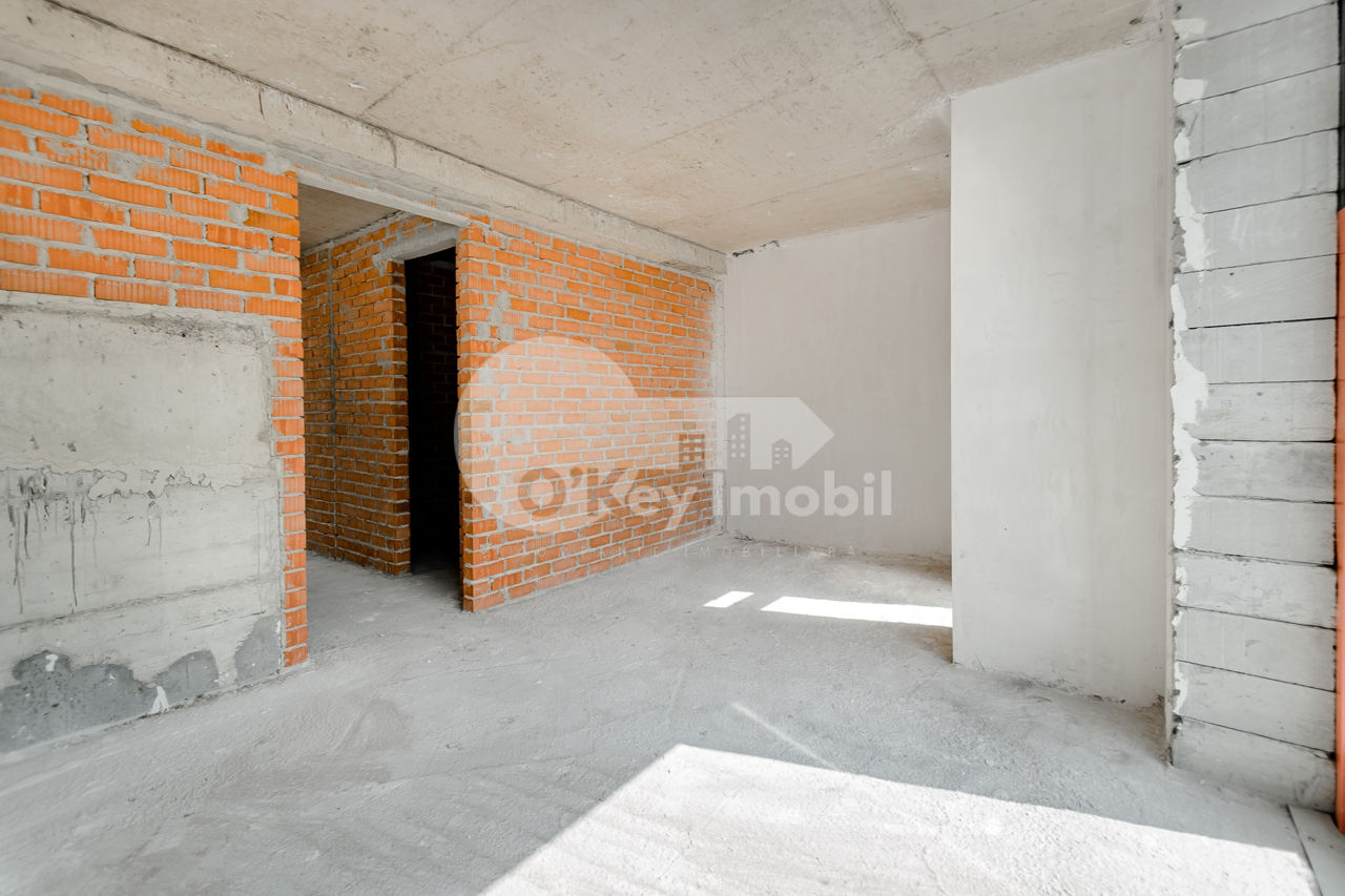 Townhouse, 240 mp, Telecentru, 320000 € ! foto 14