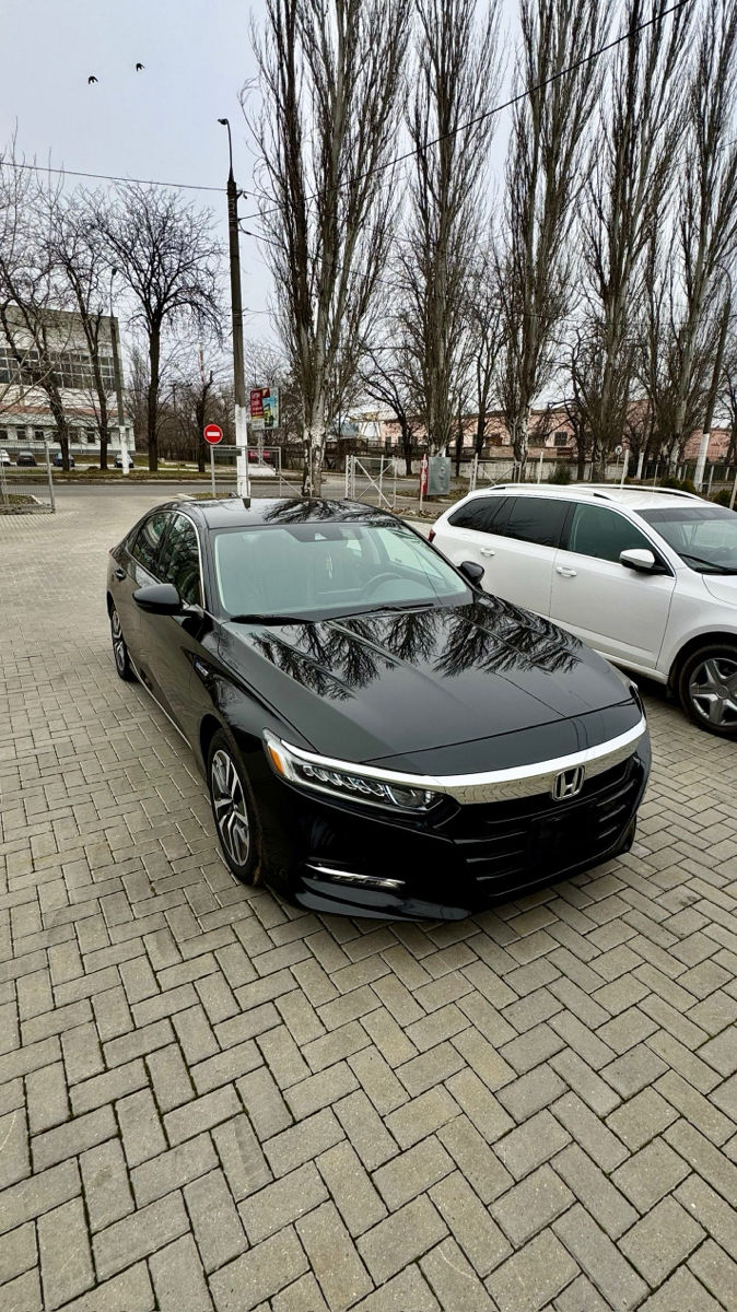 Honda Accord фото 1