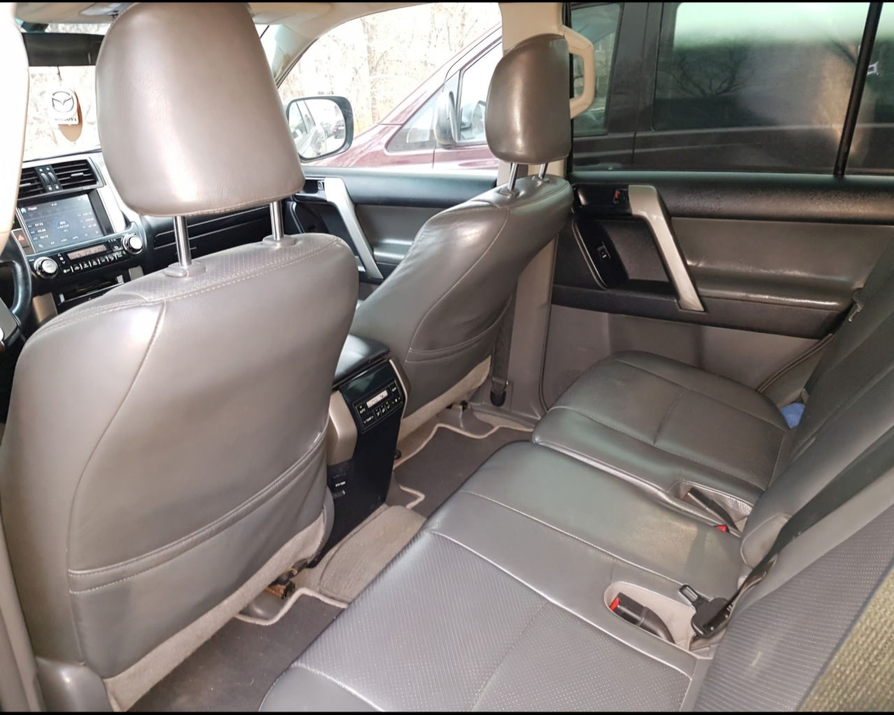Toyota Land Cruiser Prado фото 6