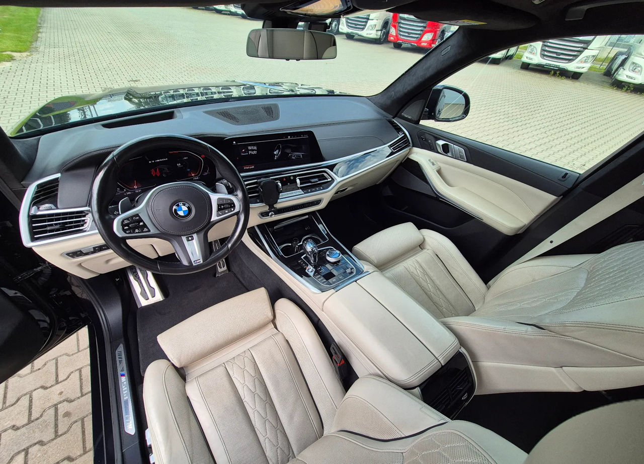 BMW X7 foto 9