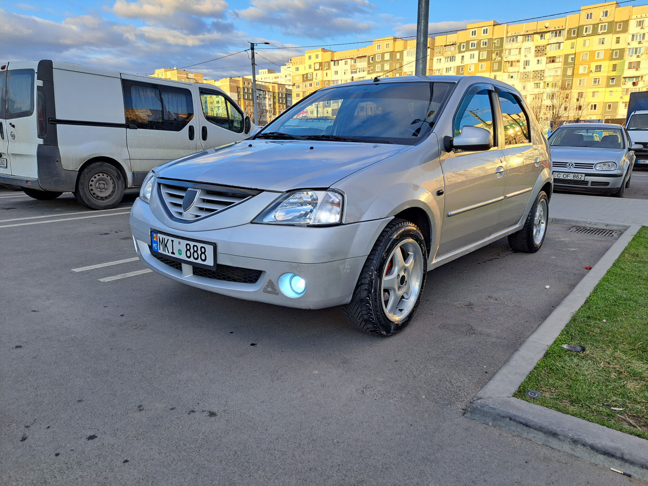 Dacia Logan foto 4