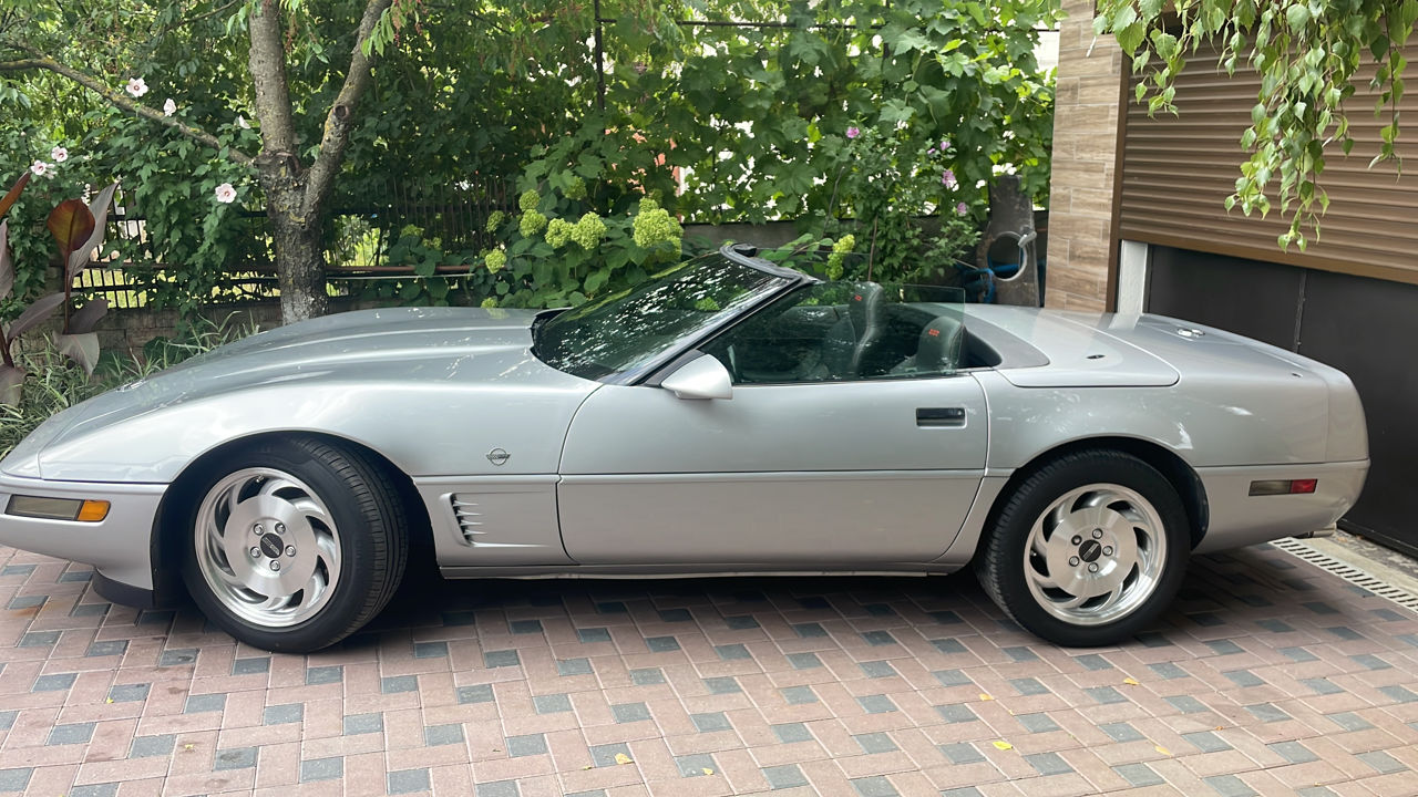 Chevrolet Corvette C4 foto 5