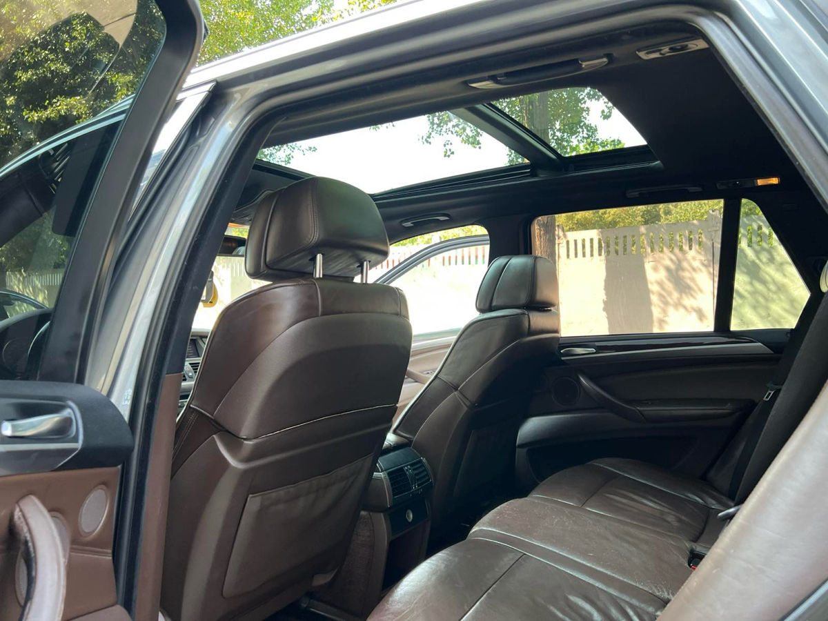 BMW X5 foto 7