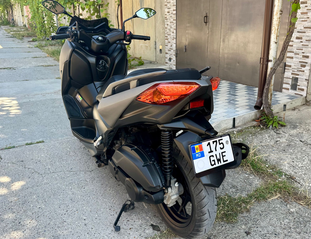 Yamaha Xmax foto 4